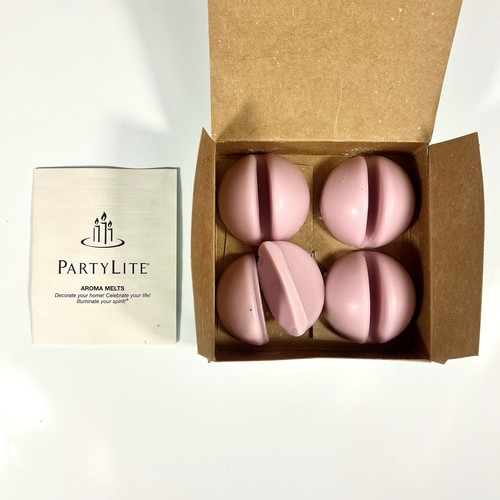 Partylite strawberry rhubarb - strawberry,