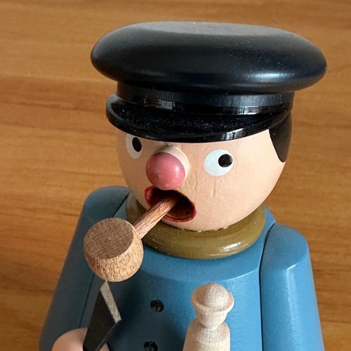 Kuttenräuchermann - *,