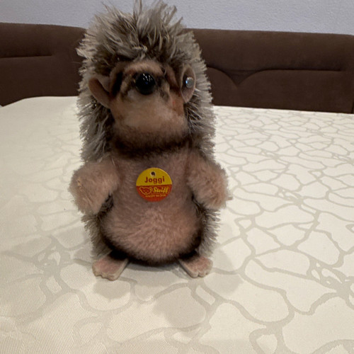 Steiff joggi igel - steiff,