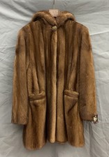 NERZFELL KAPUZENMANTEL MADE IN