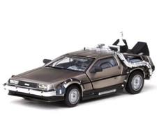 DMC DeLorean DMC 12 - Back to