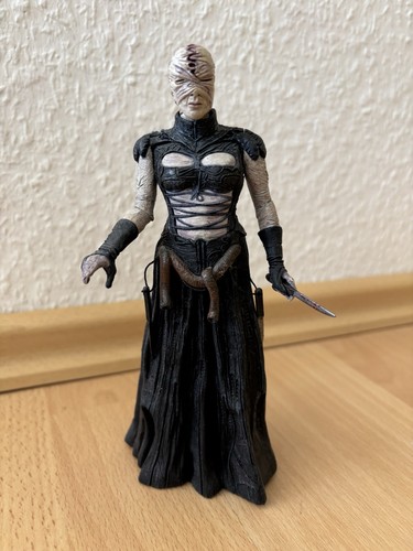 Neca hellraiser stitch - neca:, hellraiser: