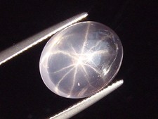 Sternrosenquarz 6,90 Ct. Oval