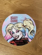 Essence Harley Quinn Eyeshadow