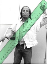 Foto deutscher Sänger BENNY QUICK - Vintage 1985 SW Pressefoto - Schlager Pop