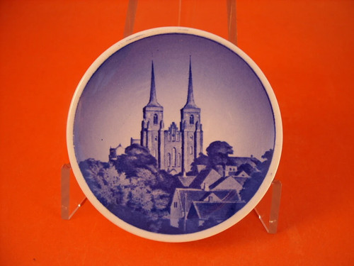 Royal copenhagen aluminia - copenhagen,