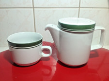 weißes Kaffeekännchen & Tasse, Mitropa ,Geschirr grüner Rand, DDR Zeit