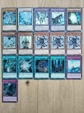 Blauäugiger weißer Drache