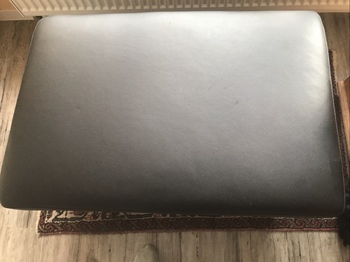 Schwarzer leder hocker - schwarzer,