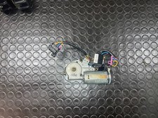 SWF 403.747 12V/Audi /A6/C4/TDI/S4/80/quattro/10V/20V/Typ89/S2/Schiebedachmotor