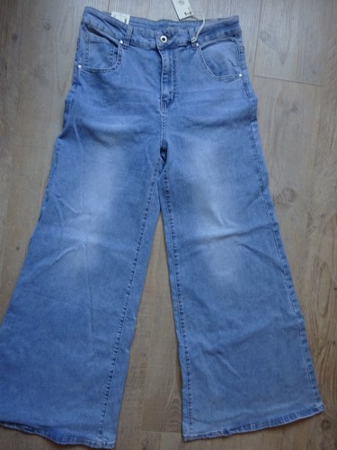 Hippie retro megacoole - /,