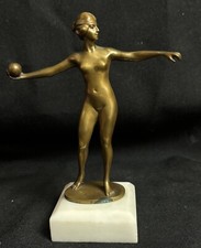 Bronze Figur athletische Frau