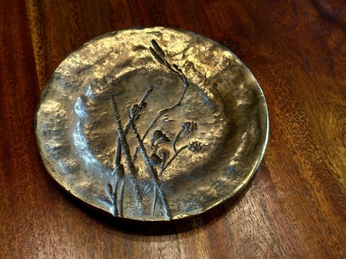 Massive brutalist bronze - massive,