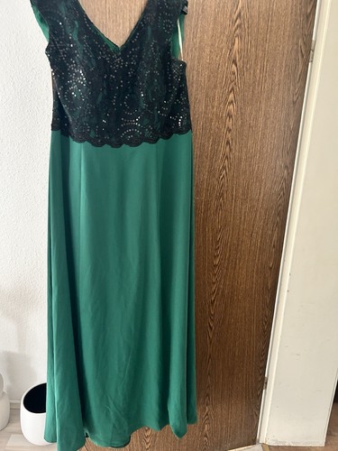 Abendkleid - ,
