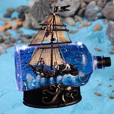 Piratenschiff in einer Flasche