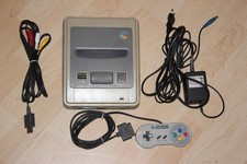 Nintendo Super NES (SNES)