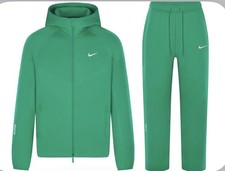 NIKE - NOCTA Tech Fleece Grün
