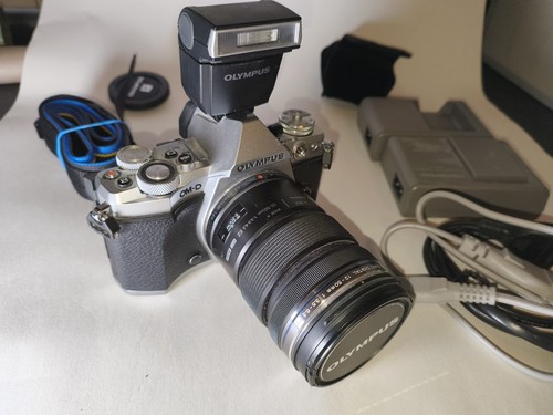 Olympus mark m - e-m5, ii