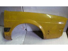 rechter gebrauchter golf   kotflügel Beifahrerseite gelb   (vermutlich Golf 1 )
