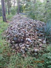 Feldsteine, Findlinge, Natursteine für den Steingarten oder Teichrand
