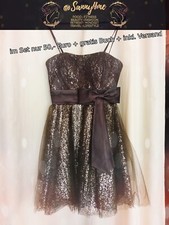 atemberaubendes Abendkleid von Laona, Größe 34, Farbe Anthrazit, Zustand: Neu