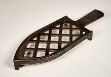 Alter Untersetzer Bügeleisen, ACFG, Metall, Ablage #B495