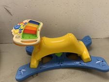 Fisher Price Baby Licht Musik Sound Wippe Schaukel Schaukeltier Schaukelpferd