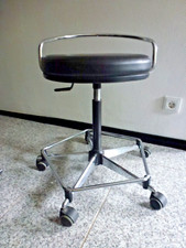 ?Mayer Arbeitshocker auf Rollen