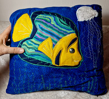 Dekorkissen mit applizierten