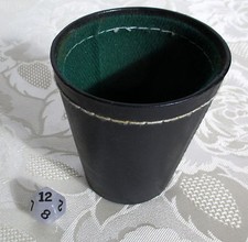 Würfelbecher Knobelbecher Schwarz 12 Seiten Würfel Perlmutt Farbe