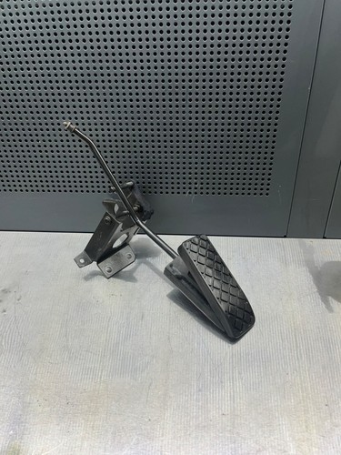 Audi d11 throttle - d11,