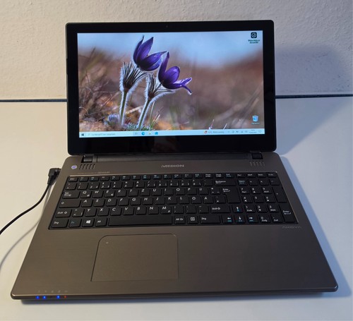 Medion akoya e6240t - medion,