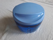 Tupperware: Happy-Chef - Zerkleinerer und Zwiebelschneider - Blau - Zustand: Gut