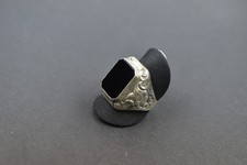 antiker Herrenring Silber 835 und Onyx in RG 63/20mm. Art Deco um 1930