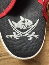 Capt’n Sharky Haus Hallen Schuhe mit Klettverschluss Gr. 33 Neu mit Karton