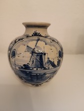 Delfter blau Pyramiden Vase