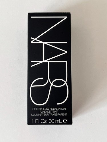 Nars sheer glow foundation - glow, fb
