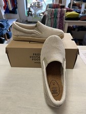 Schuhe Sneakers Herren 42 neu