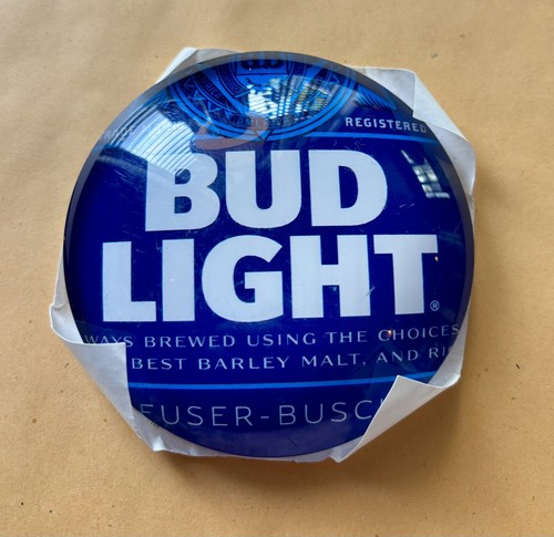 Bud light round fish eye - bud, badge