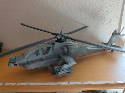 Academy 64a apache - academy, ah-64a