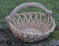 schöner alter Weidenkorb mit Holzgriff Obstkorb Korb 43x34cm Dekoration