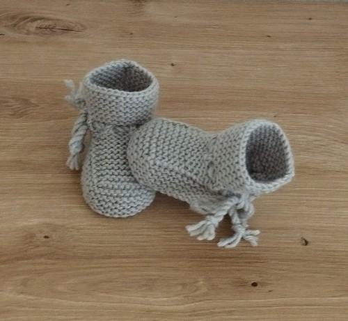 Babyschuhe gestrickt - babyschuhe,,