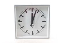 alte Uhr Wanduhr Bahnhofsuhr