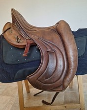 Signum Sattel  (Bentaiga)   Omega Mercedes Sitzgröße 18