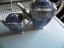 2 Stück Große+Kleine Kaffeekanne Johnson Bros England Old Britain Castles blau