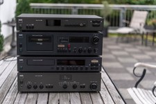 NAD Gesamtanlage - Tuner-Vollverstärker,CD-Player und Cassettendeck