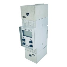 Digitale Einbau Zeitschaltuhr / DE 24 / 220-240V 50/60Hz / 16A/250V