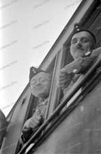 Negativ-1936-Bahnhof-waggon-Ne