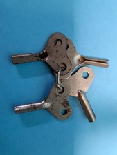 4X DDR  BLECHSPIELZEUG SCHLÜSSEL