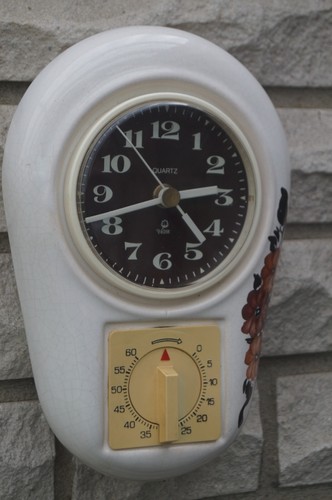 ältere schweizer küchenuhr - schweizer,